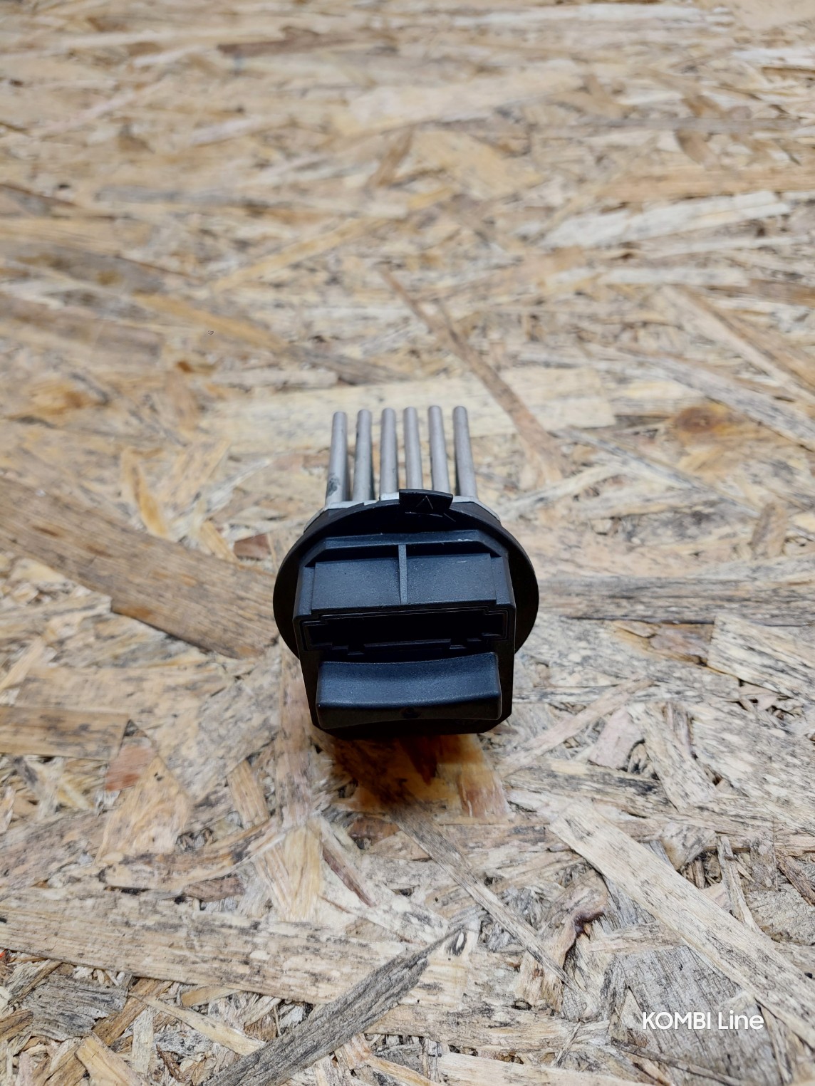 20250219_092145_copy_1144x1525