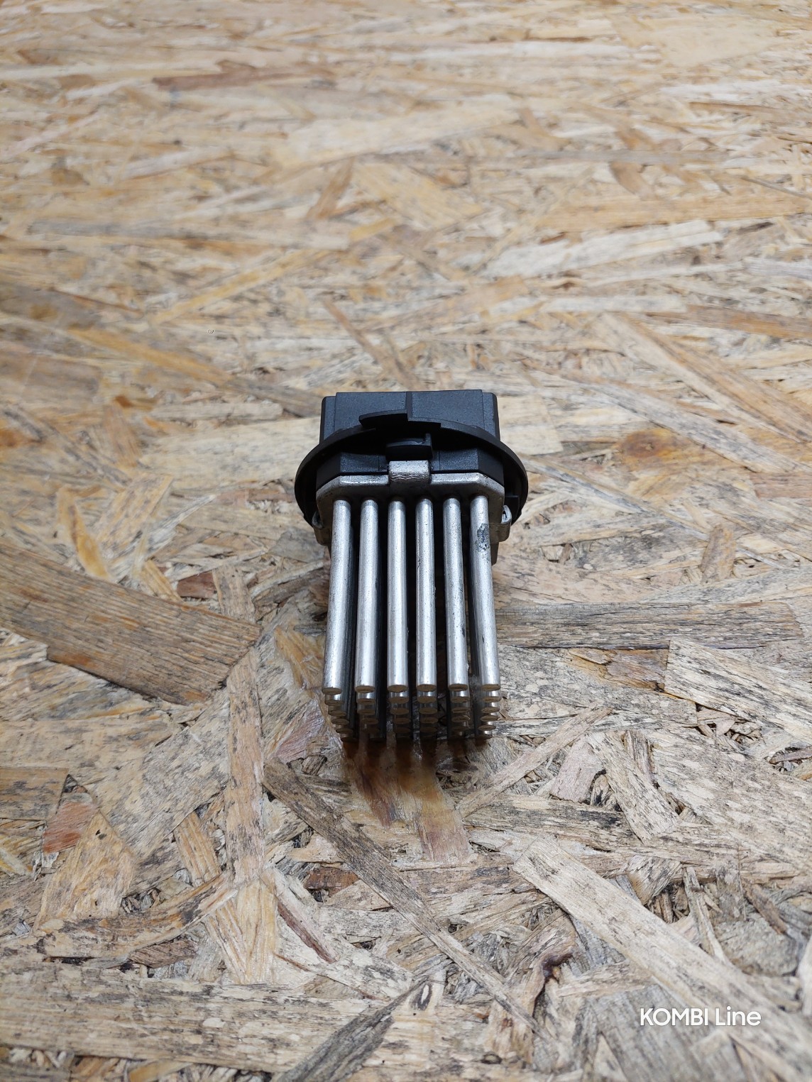 20250219_092153_copy_1144x1525