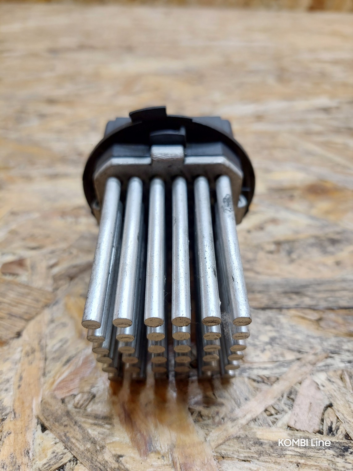 20250219_092156_copy_1144x1525