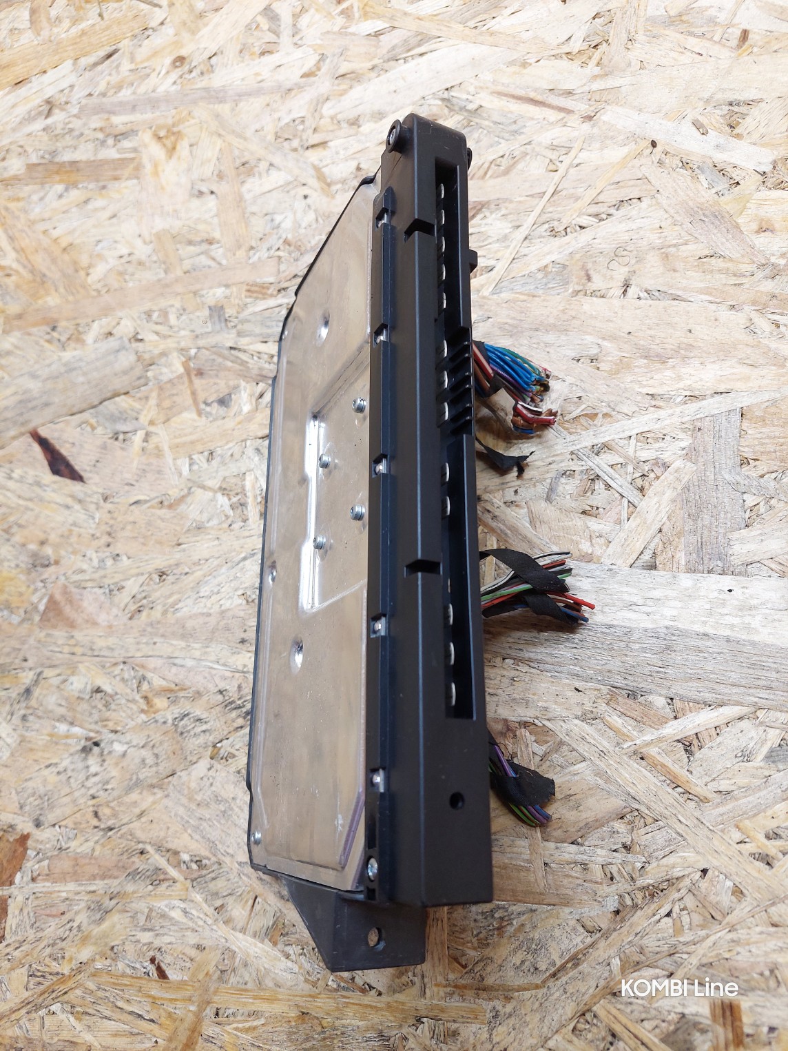 20250219_153743_copy_1144x1525