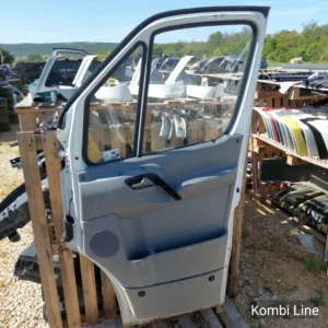 Vrata prednja desna / Sprinter / CS/830 / DIJELOVI